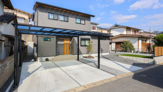 スポーツを楽しむ方必見！ 玄関からお風呂へ直行できる快適な住まい